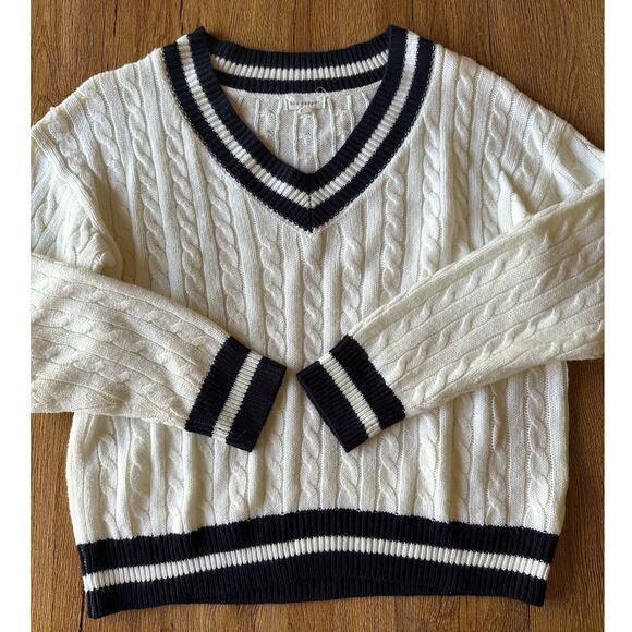 Blu Pepper Cable V Neck Sweater Size Small - Picture 1 of 5